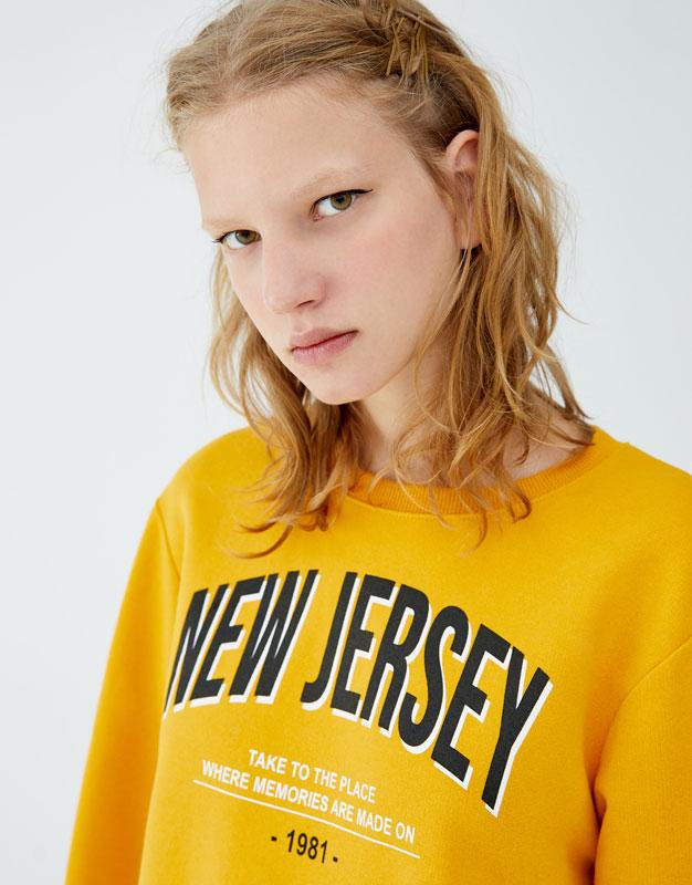 Evolution Sweatshirt with pouch