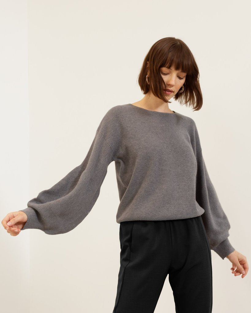 Basic zipped sweatshirt