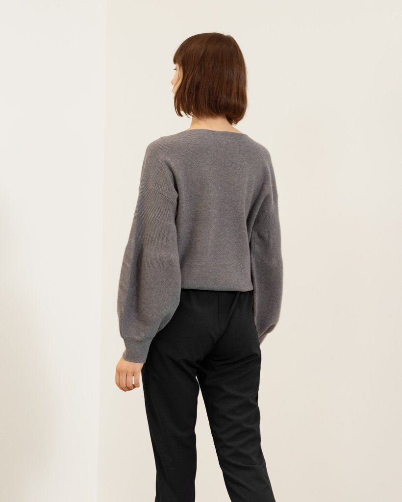 Basic zipped sweatshirt